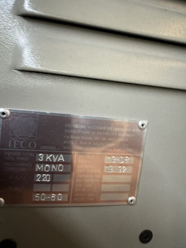POSTE A COLLER "IECO" TYPE 13-08