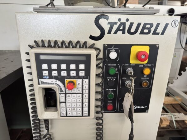 ROBOT INDUSTRIEL "STÄUBLI" TYPE RX60