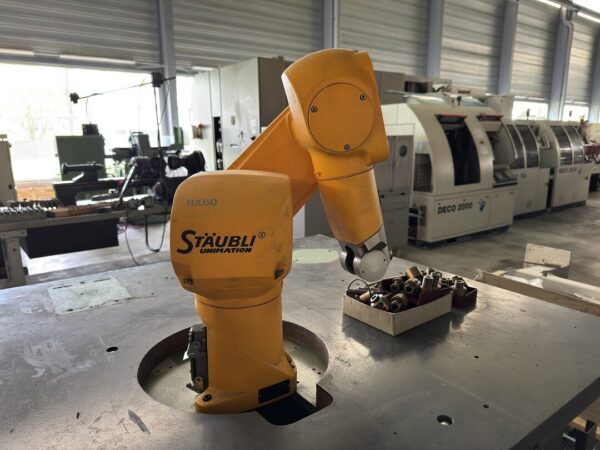 ROBOT INDUSTRIEL "STÄUBLI" TYPE RX60