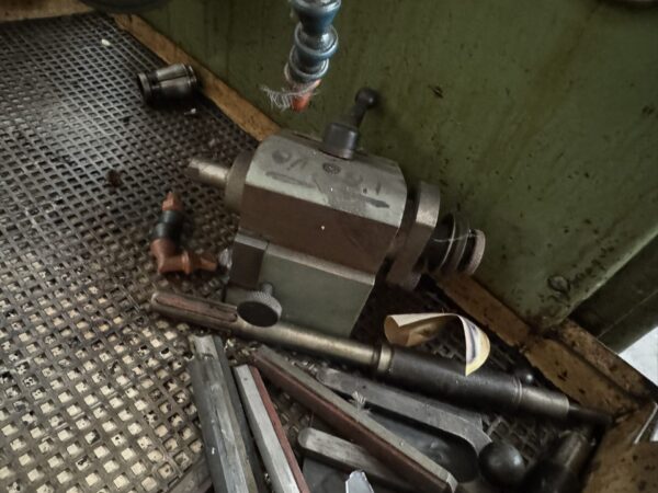 MACHINE A HONER "ROHR"