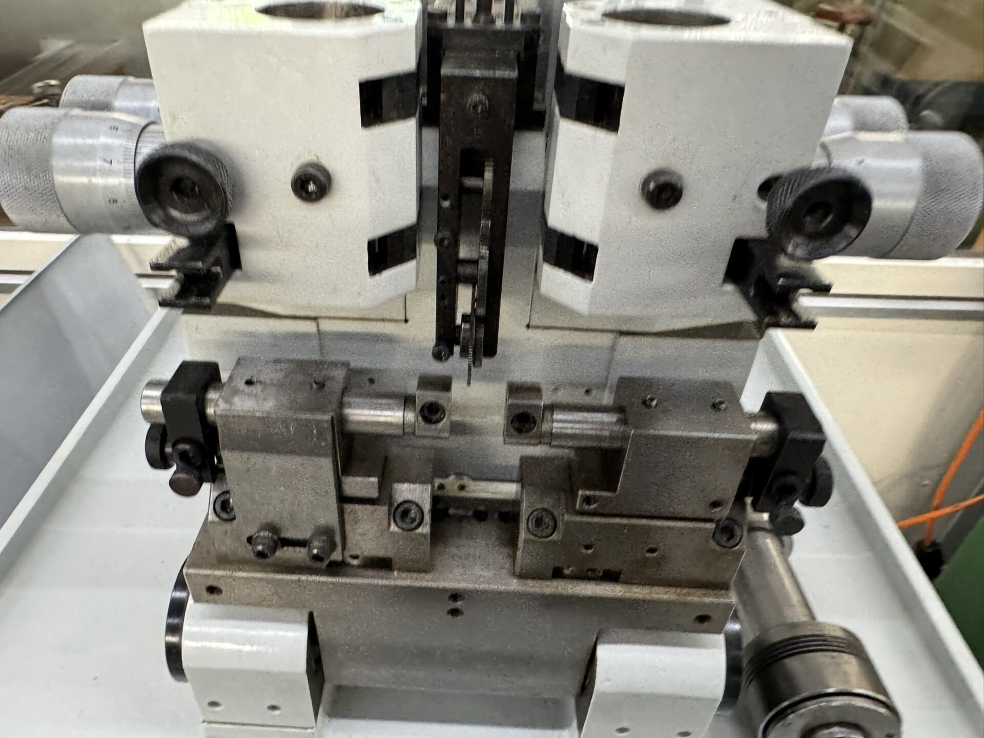 MACHINE A ROULER STRAUSAK TYPE 119 MACHINE A ROULER STRAUSAK TYPE 119