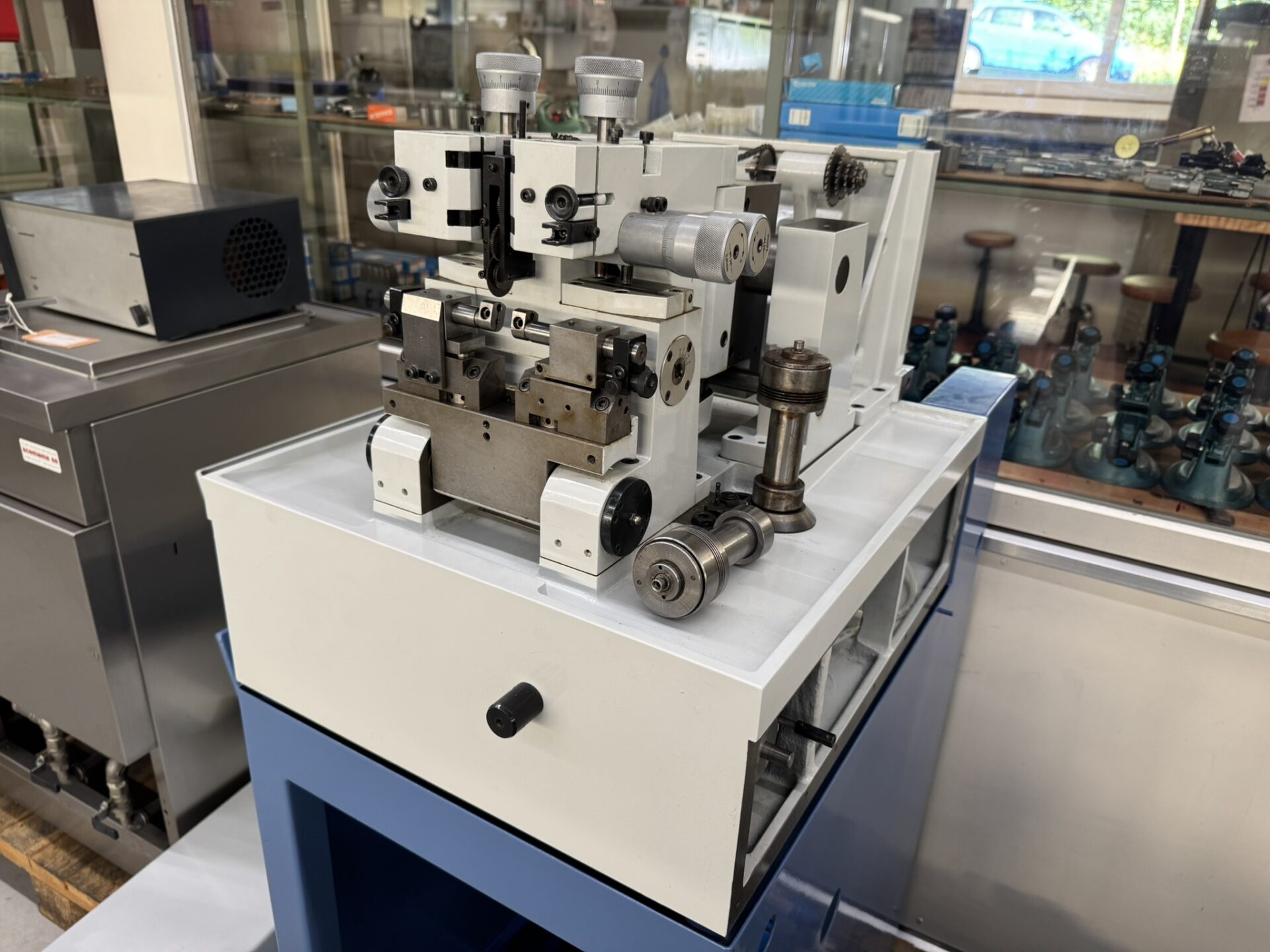 MACHINE A ROULER STRAUSAK TYPE 119 MACHINE A ROULER STRAUSAK TYPE 119