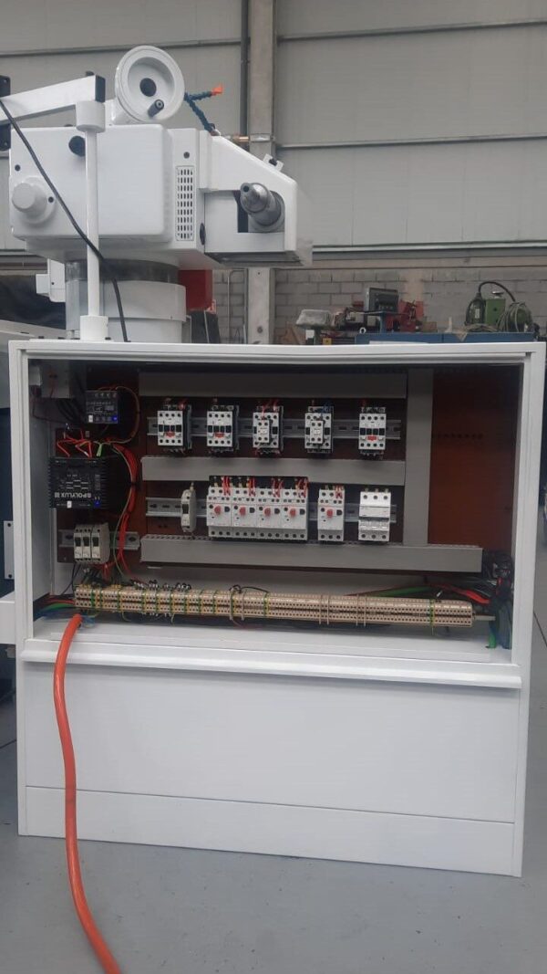 RECTIFIEUSE CYLINDRIQUE KELLENBERGER 1500-U
complètement révisée