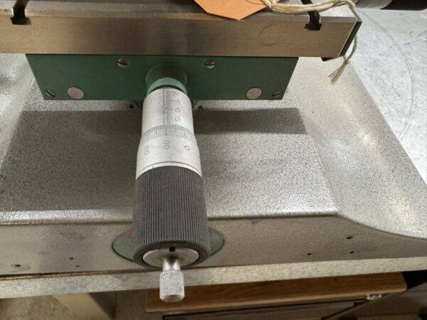 PROJECTOR "GUTROX" TYPE MP 3E