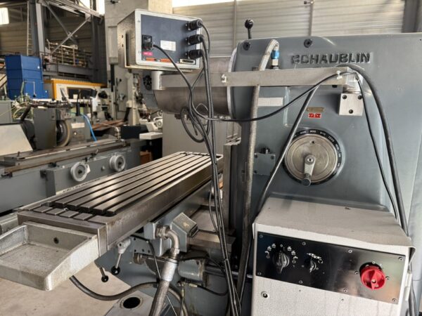 UNIVERSAL-FRAESMASCHINE "SCHAUBLIN" 53N