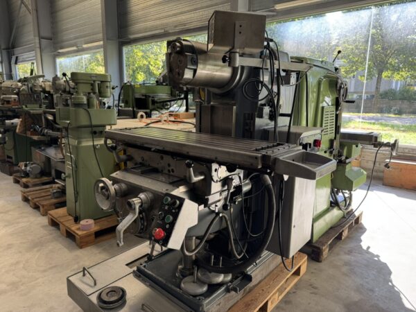 UNIVERSAL-FRAESMASCHINE "SCHAUBLIN" 53N
