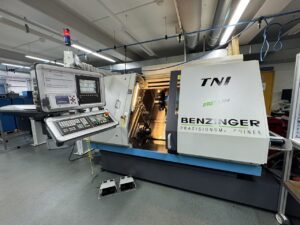 CNC DREHMASCHINE BENZINGER TNI-B10