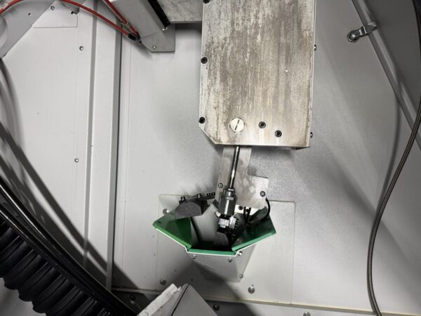 CNC DREHMASCHINE BENZINGER TNI-B10