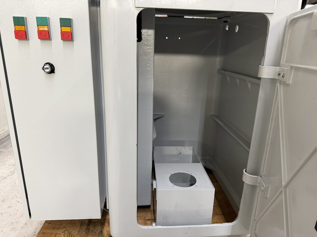 MACHINE A TAILLER WAHLI W-90 MACHINE A TAILLER WAHLI W-90