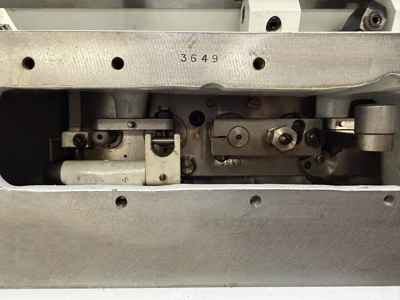 MACHINE A TAILLER WAHLI W-90 MACHINE A TAILLER WAHLI W-90