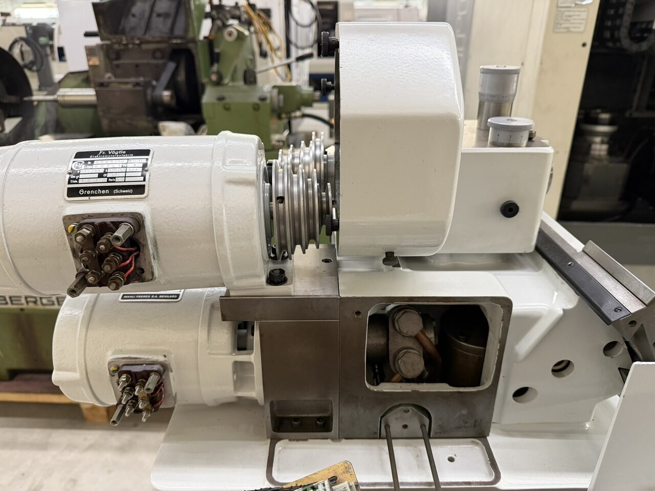 MACHINE A TAILLER WAHLI W-90 MACHINE A TAILLER WAHLI W-90