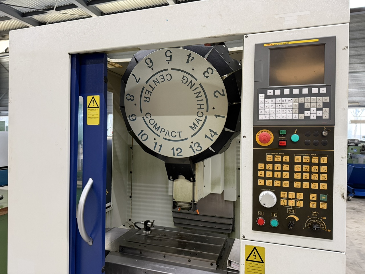 CENTRE USINAGE VERTICAL SCHAUBLIN 48-T CNC CENTRE USINAGE VERTICAL SCHAUBLIN 48-T CNC