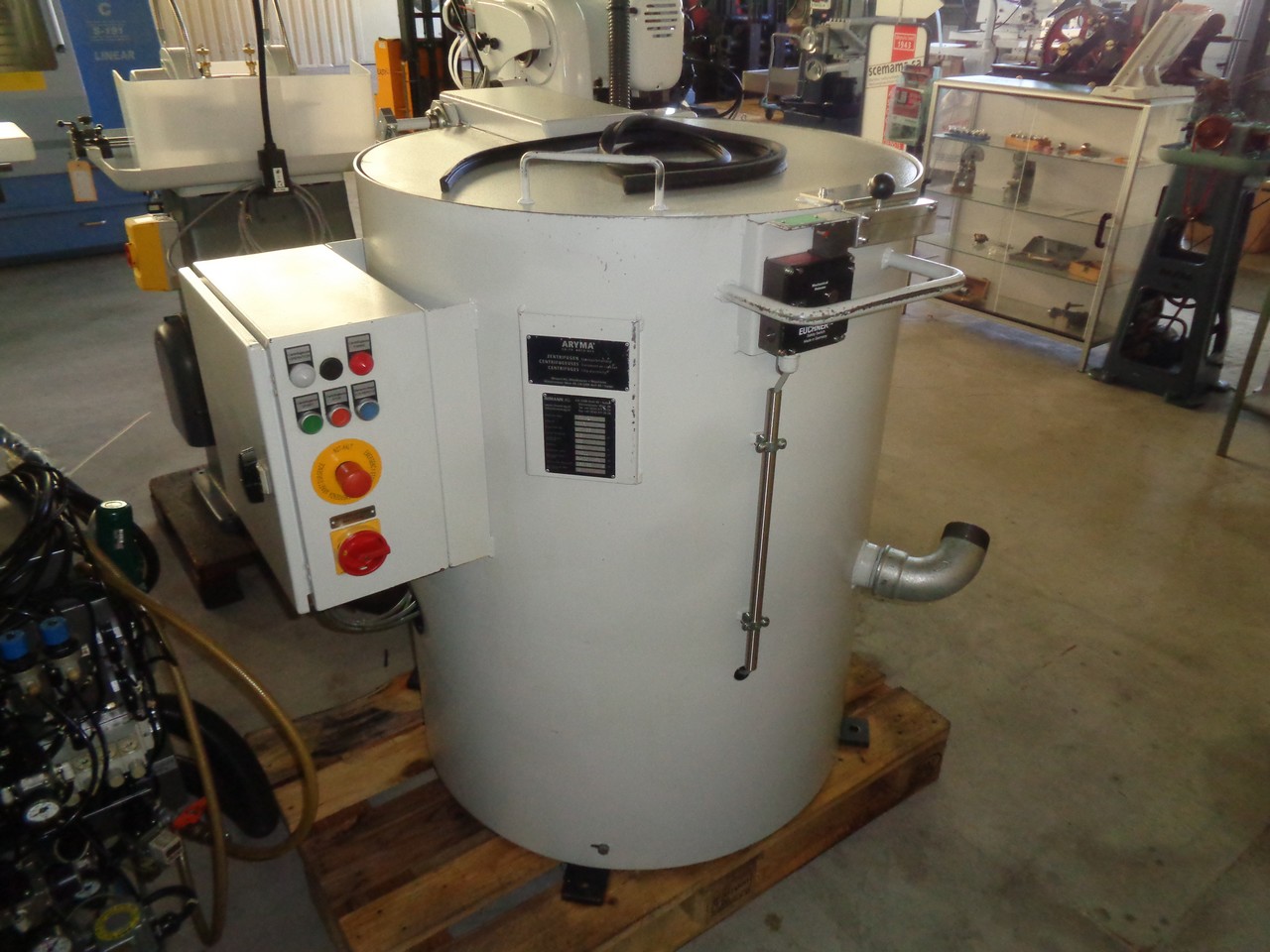 ESSOREUSE CENTRIFUGE ARYMA ME61-2K