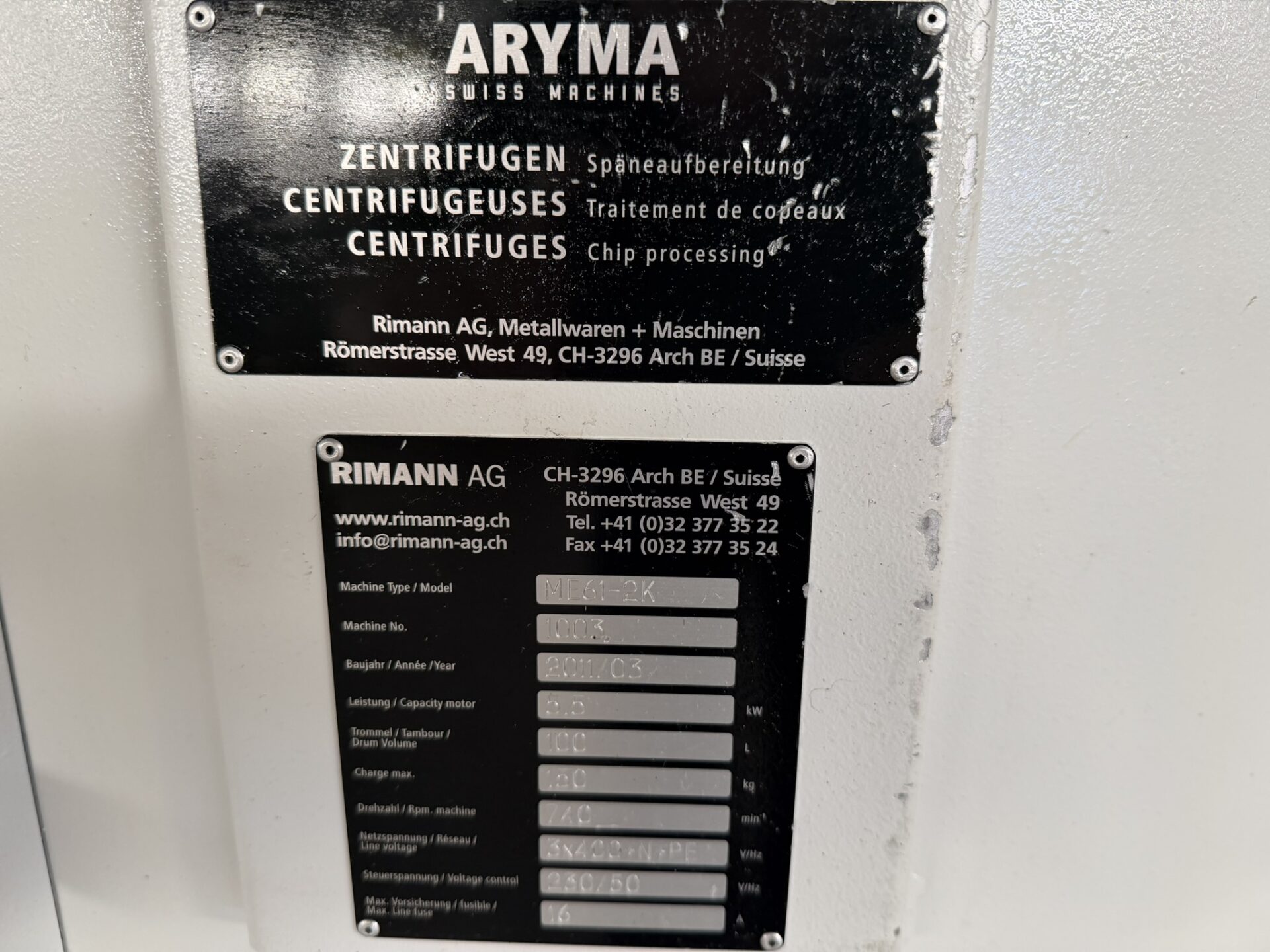 ESSOREUSE CENTRIFUGE ARYMA ME61-2K