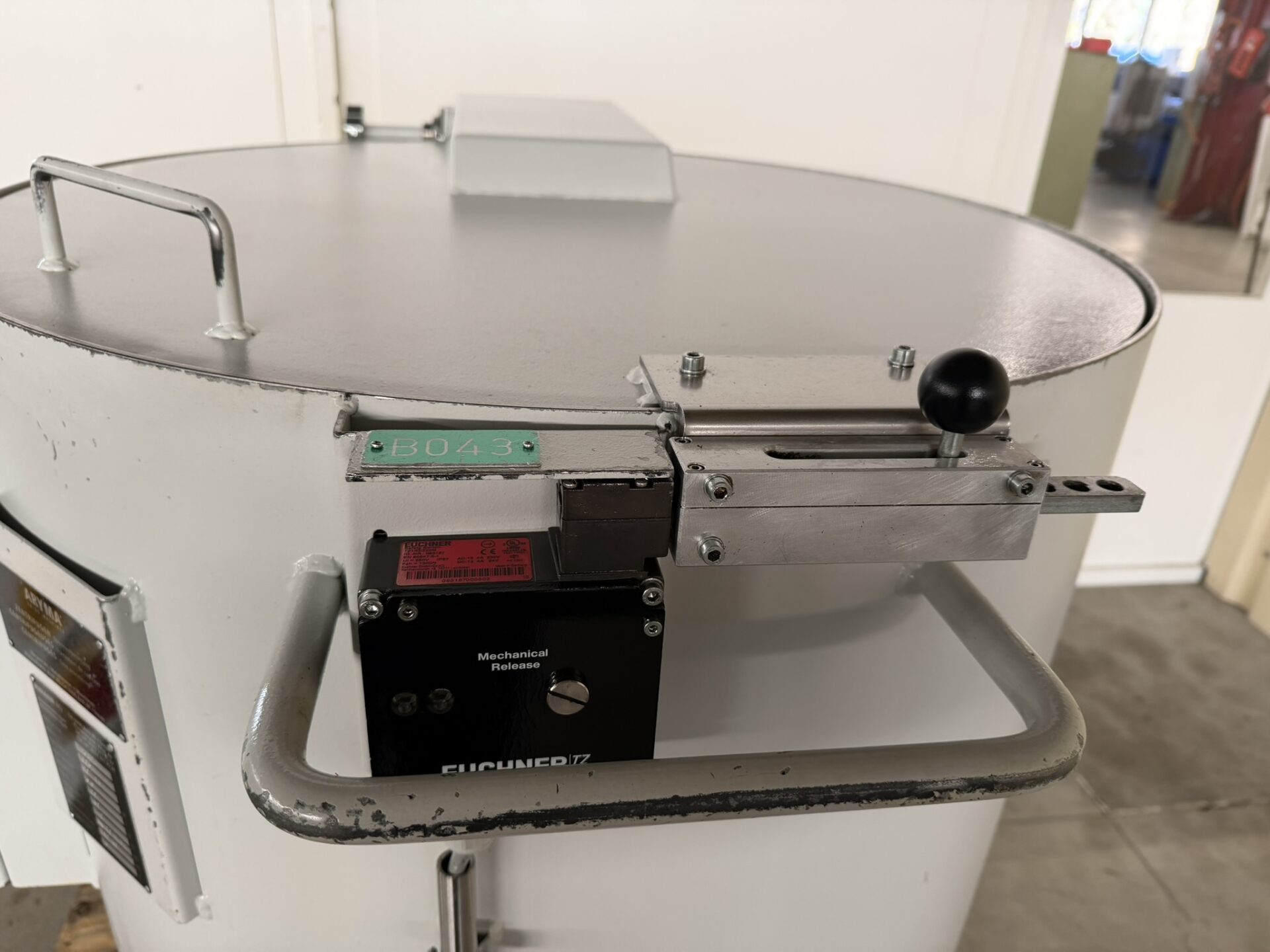 ESSOREUSE CENTRIFUGE ARYMA ME61-2K