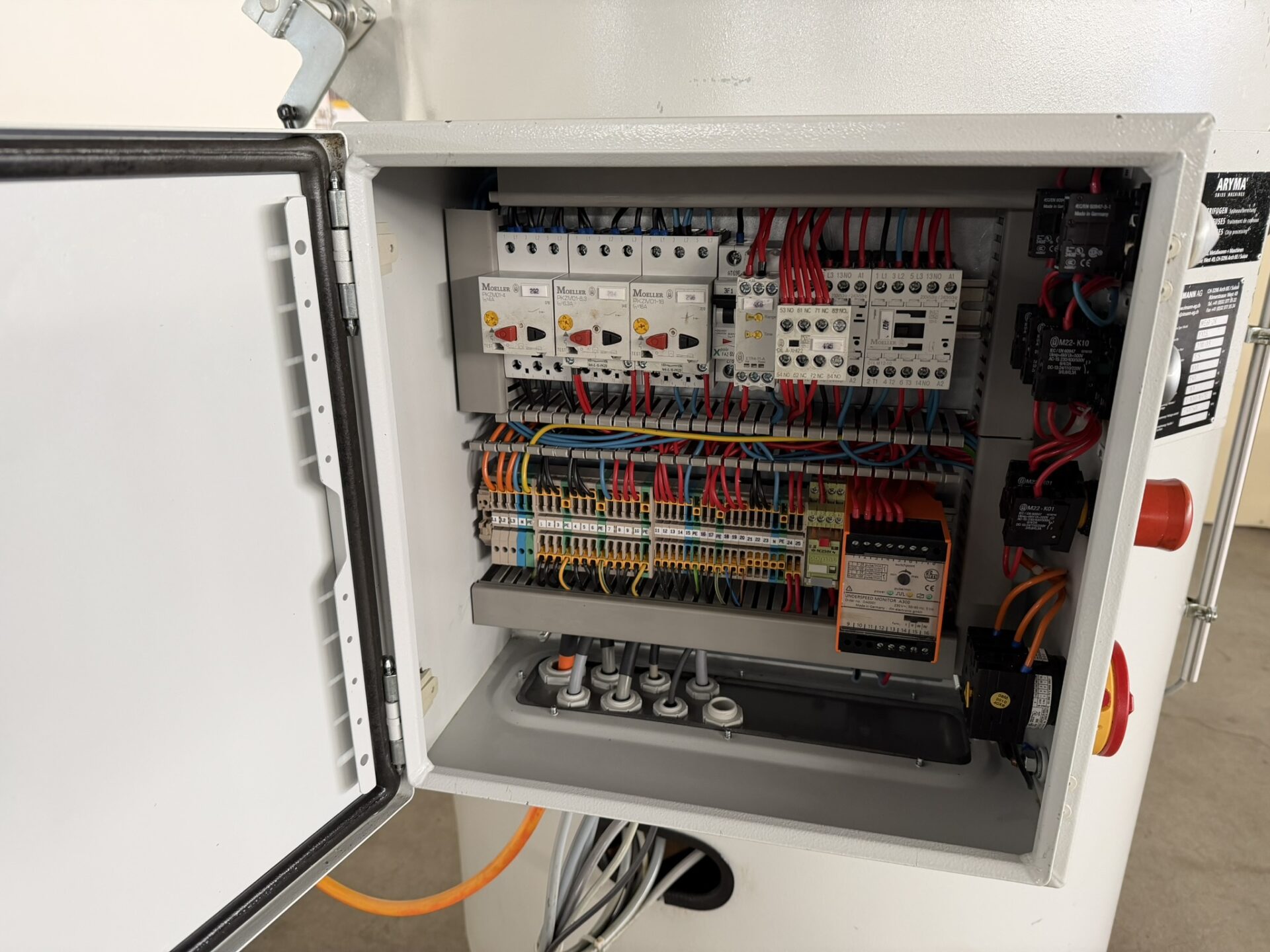 ESSOREUSE CENTRIFUGE ARYMA ME61-2K