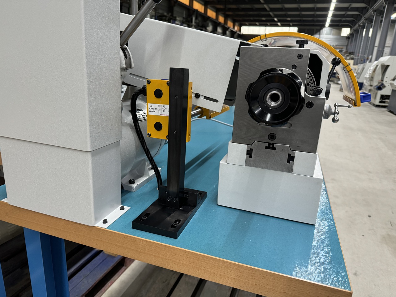 PROTECTION CE DE TOUR REPAR2 M-TF 350
En polycarbonate et chassis en acier avec microrupteur PROTECTION CE DE TOUR REPAR2 M-TF 350
En polycarbonate et chassis en acier avec microrupteur