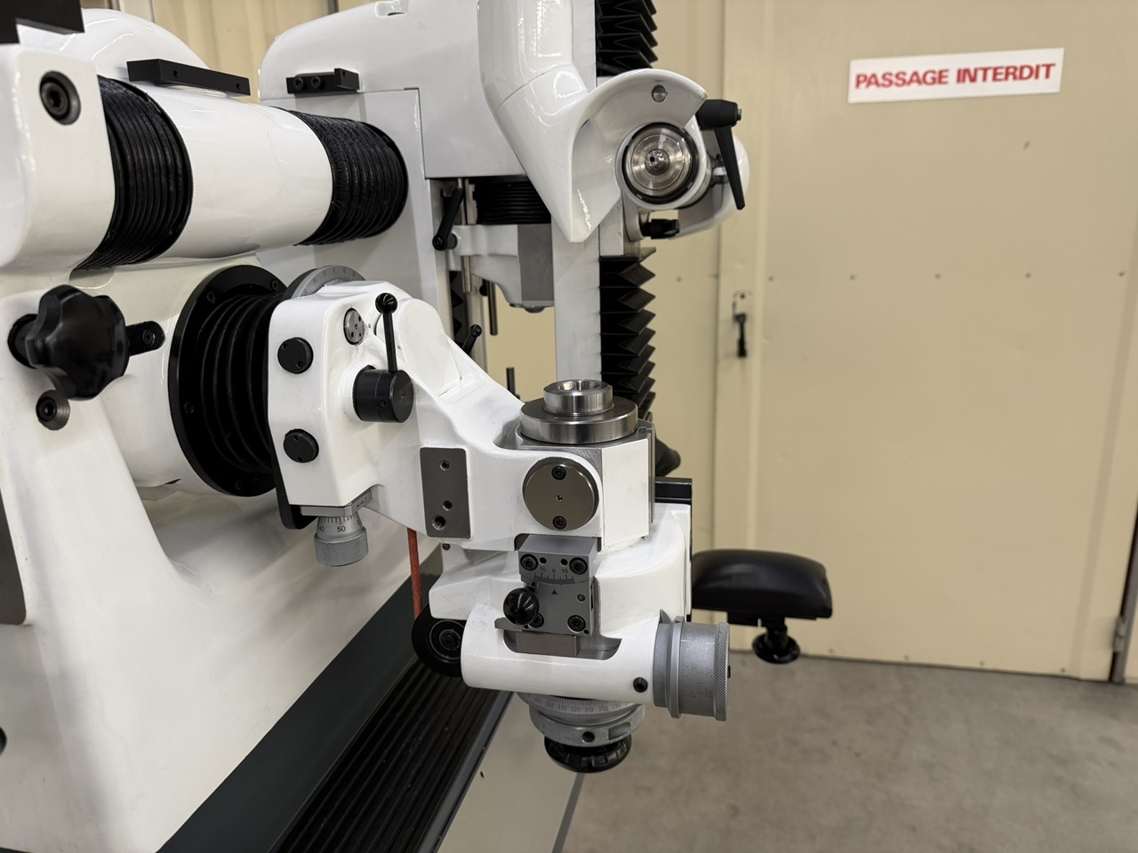 RECTIFIEUSE UNIVERSELLE EWAG WS-11-SP