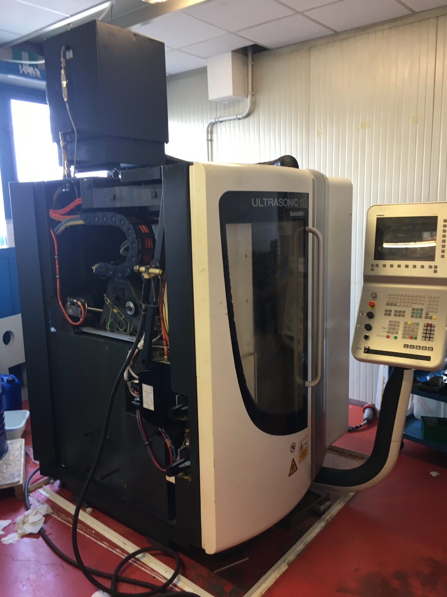 Centre d'usinage DMG SAUER Ultrasonic 10 Centre d'usinage DMG SAUER Ultrasonic 10