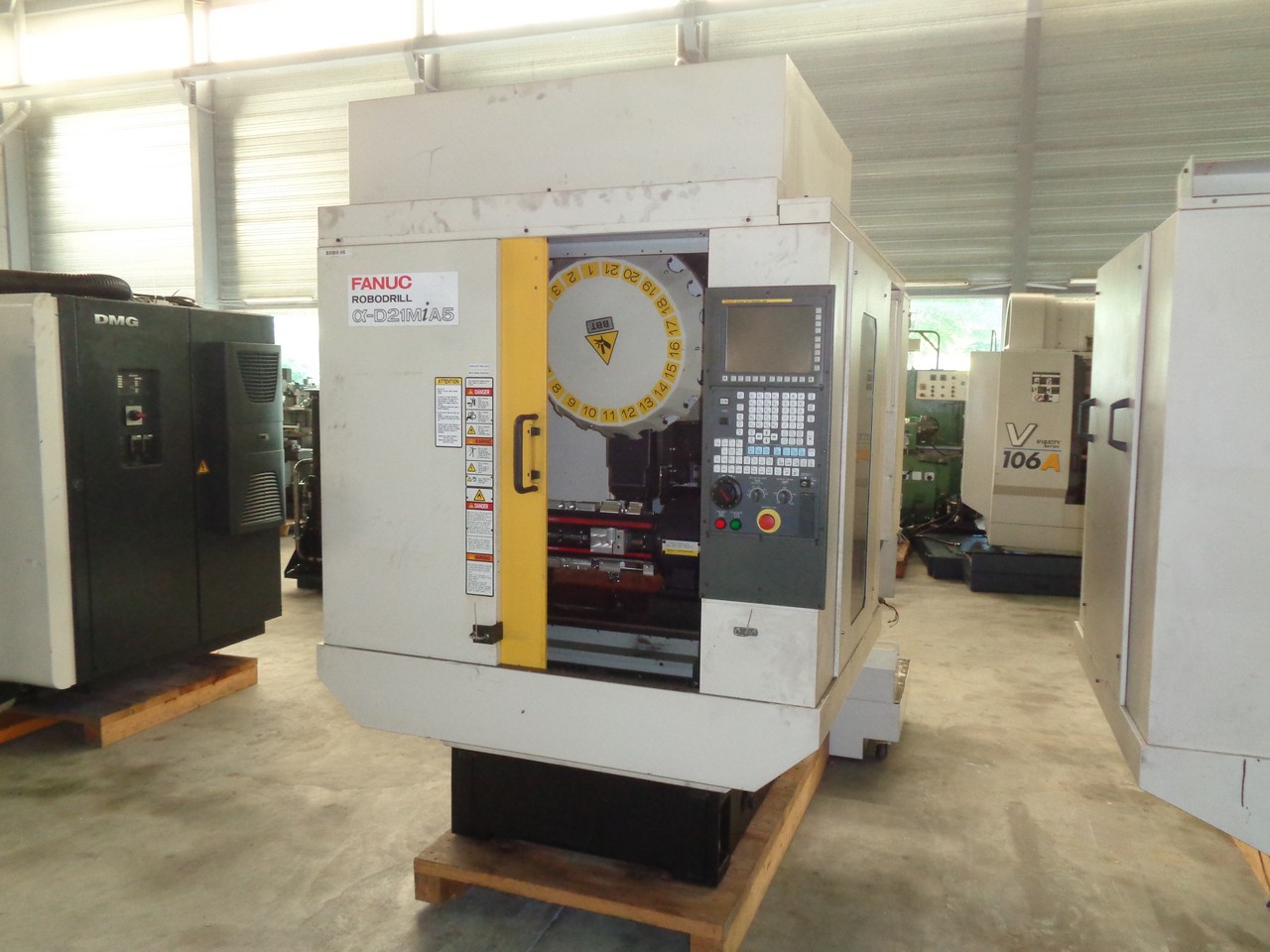 CENTRE D'USINAGE FANUC ROBODRILL ALPHA D21 MiA5