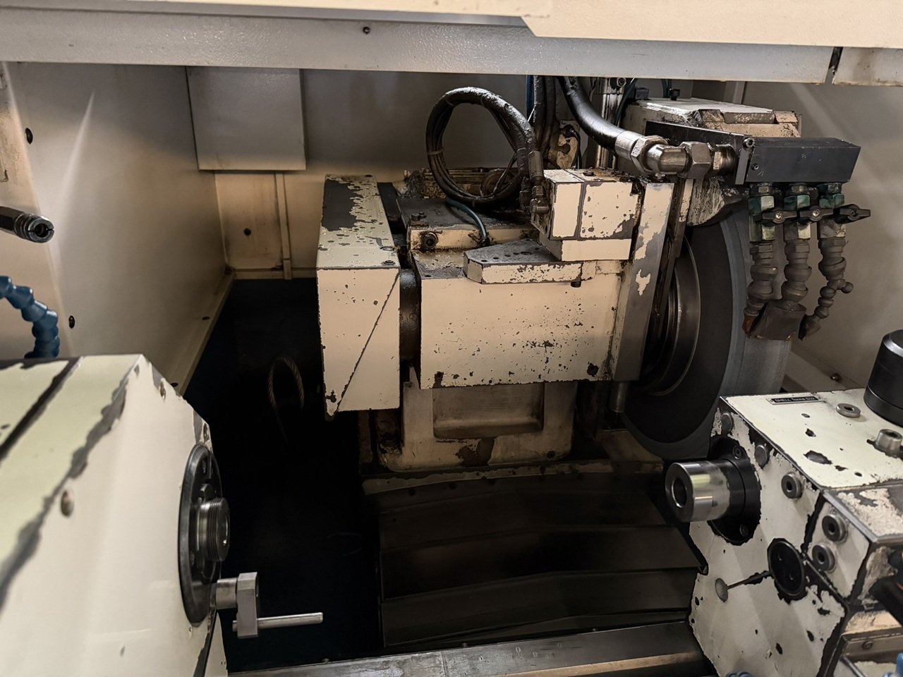 CNC CYLINDRICAL GRINDER STUDER S-33 CNC CNC CYLINDRICAL GRINDER STUDER S-33 CNC