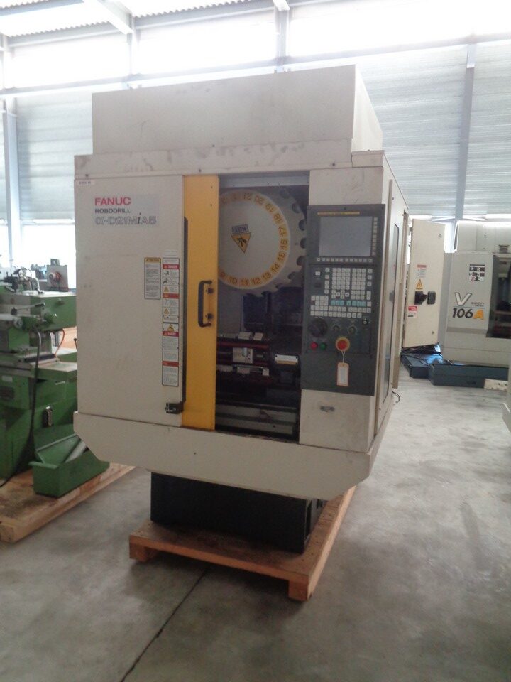 CENTRE D'USINAGE FANUC ROBODRILL ALPHA D21 MiA5