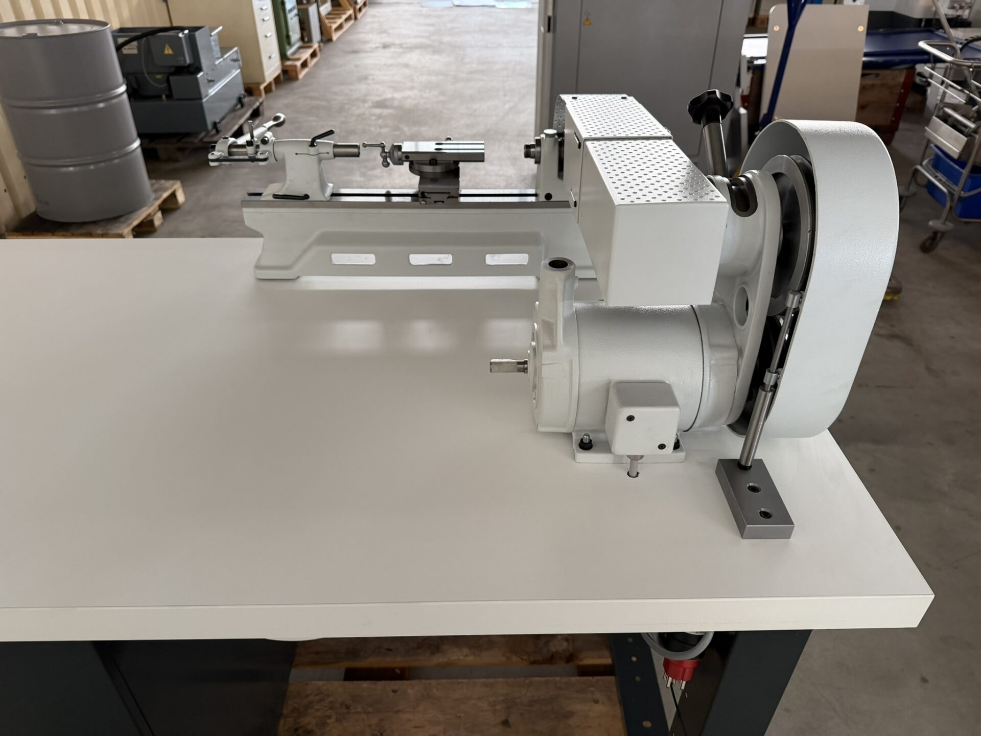 Tour outilleur Schaublin 70 TO W-12 Tour outilleur Schaublin 70 TO W-12
