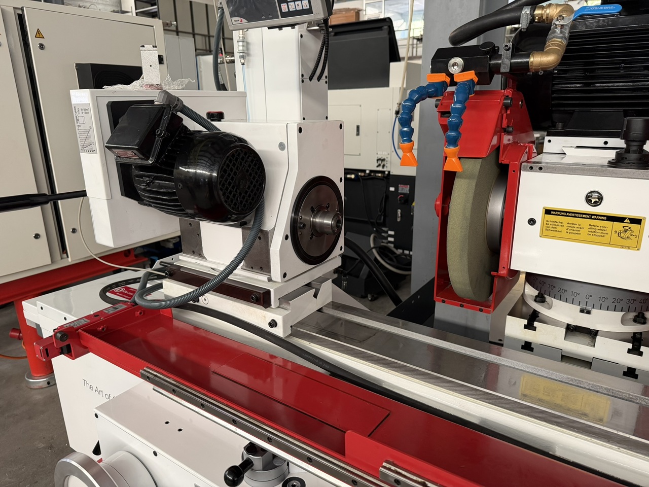 CYLINDRICAL GRINDING MACHINE STUDER S30-1 CYLINDRICAL GRINDING MACHINE STUDER S30-1