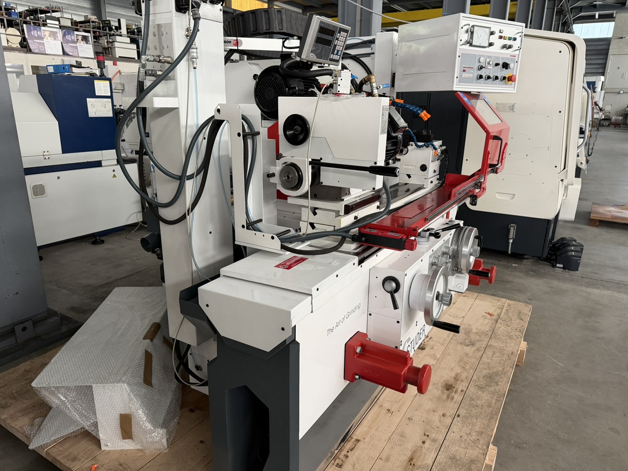 CYLINDRICAL GRINDING MACHINE STUDER S30-1 CYLINDRICAL GRINDING MACHINE STUDER S30-1