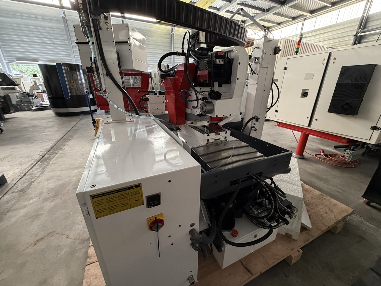 CYLINDRICAL GRINDING MACHINE STUDER S30-1 CYLINDRICAL GRINDING MACHINE STUDER S30-1