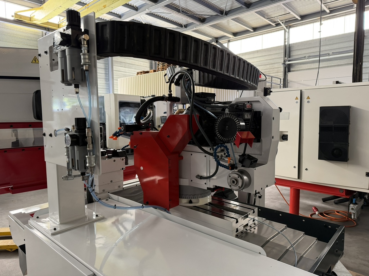 CYLINDRICAL GRINDING MACHINE STUDER S30-1 CYLINDRICAL GRINDING MACHINE STUDER S30-1