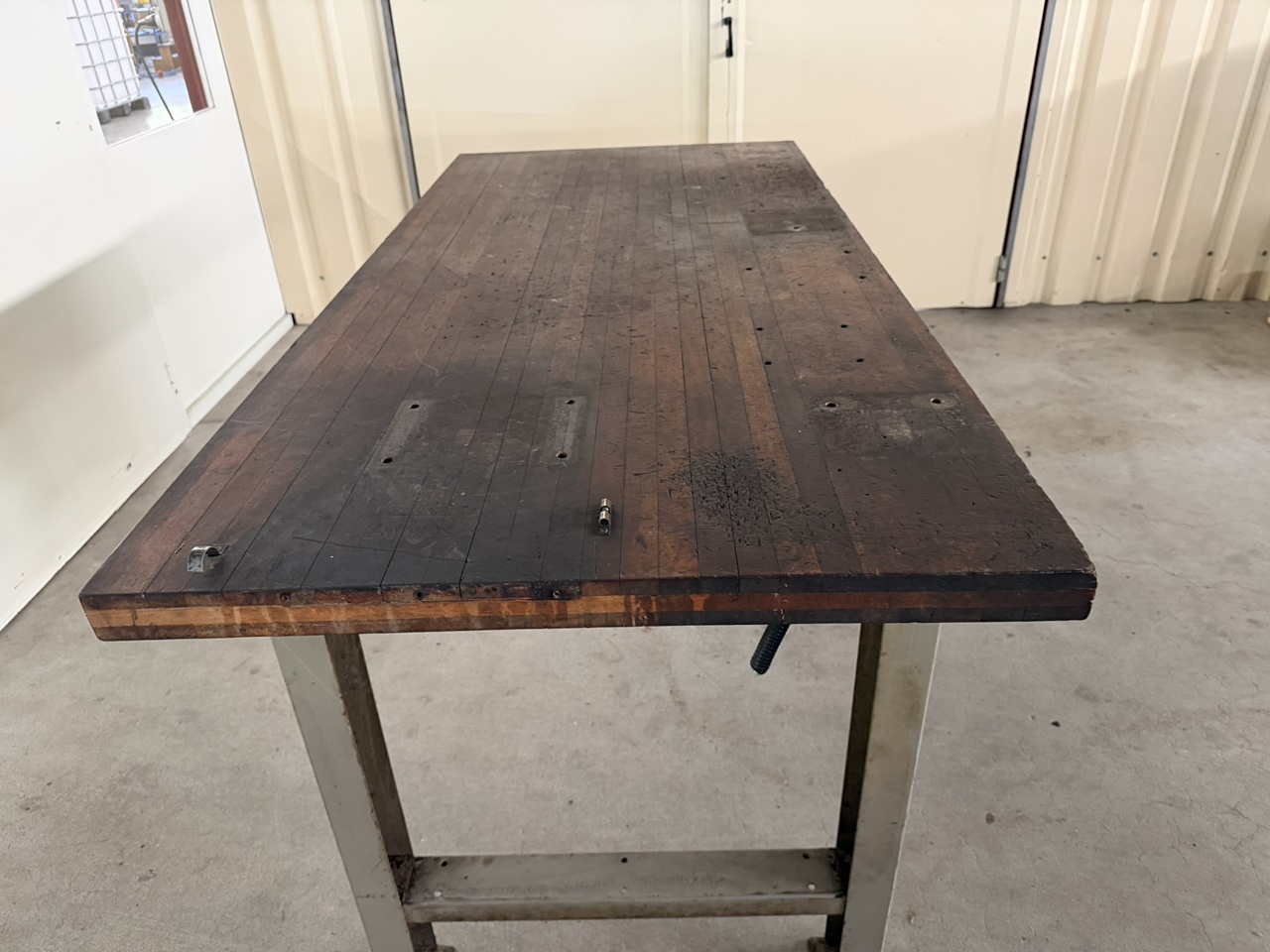 WERKTISCH 170 x 80 x 88 cm; 3 Schubladen WERKTISCH 170 x 80 x 88 cm; 3 Schubladen