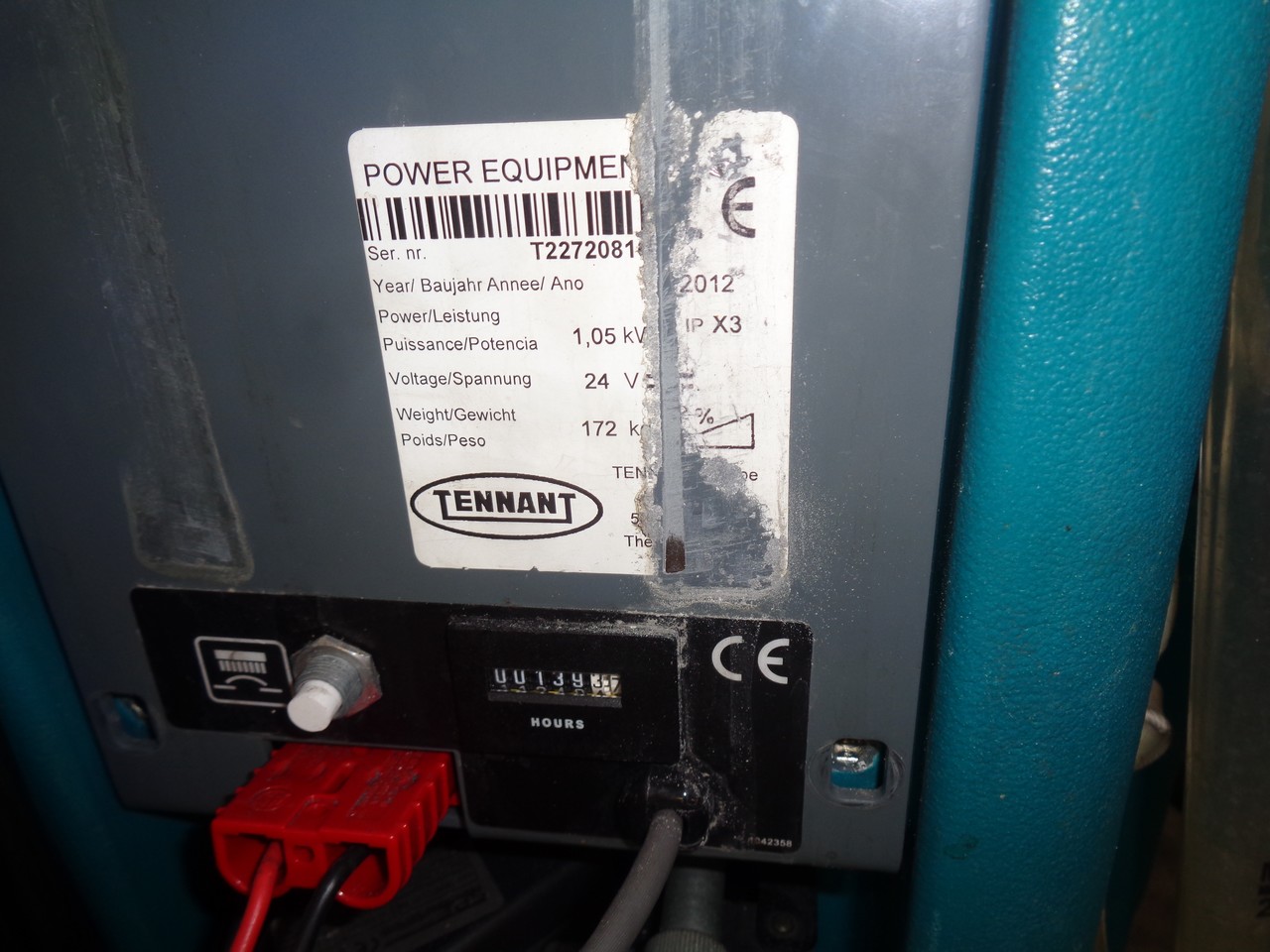 MACHINE A LAVER LES SOLS TENNANT T-2 MACHINE A LAVER LES SOLS TENNANT T-2