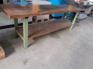 WORKBENCH 2500X700 MM, WITH LOWER SHELF